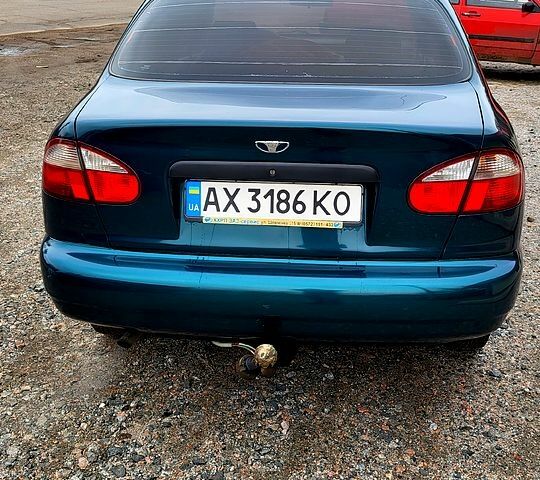 Зеленый Дэу Сенс, объемом двигателя 1.3 л и пробегом 243 тыс. км за 2000 $, фото 2 на Automoto.ua