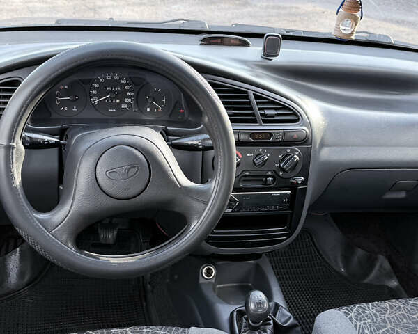 Зеленый Дэу Сенс, объемом двигателя 1.3 л и пробегом 180 тыс. км за 2600 $, фото 7 на Automoto.ua