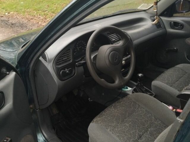 Зеленый Дэу Сенс, объемом двигателя 1.5 л и пробегом 208 тыс. км за 2000 $, фото 5 на Automoto.ua