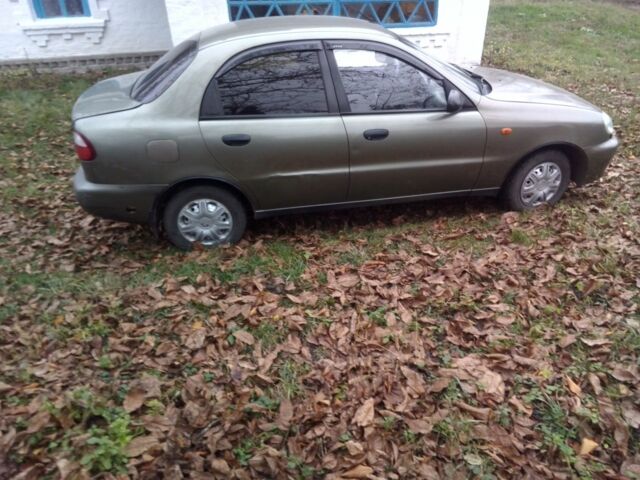 Зелений Деу Сенс, об'ємом двигуна 1.3 л та пробігом 180 тис. км за 1668 $, фото 2 на Automoto.ua