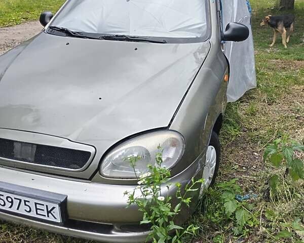 Зеленый Дэу Сенс, объемом двигателя 1.3 л и пробегом 240 тыс. км за 900 $, фото 2 на Automoto.ua