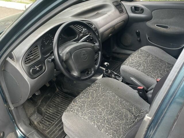 Зеленый Дэу Сенс, объемом двигателя 1.3 л и пробегом 250 тыс. км за 1500 $, фото 7 на Automoto.ua