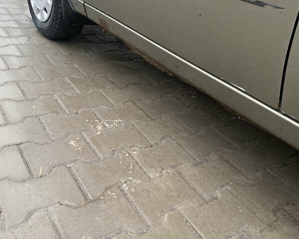 Зелений Деу Сенс, об'ємом двигуна 1.3 л та пробігом 302 тис. км за 1150 $, фото 21 на Automoto.ua