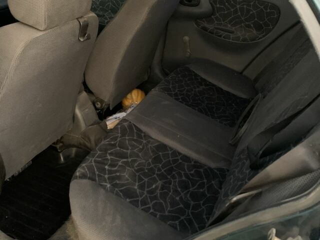 Зелений Деу Сенс, об'ємом двигуна 1.5 л та пробігом 2 тис. км за 1500 $, фото 4 на Automoto.ua