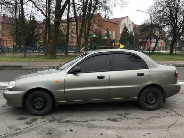 Зеленый Дэу Сенс, объемом двигателя 1.5 л и пробегом 221 тыс. км за 2420 $, фото 2 на Automoto.ua