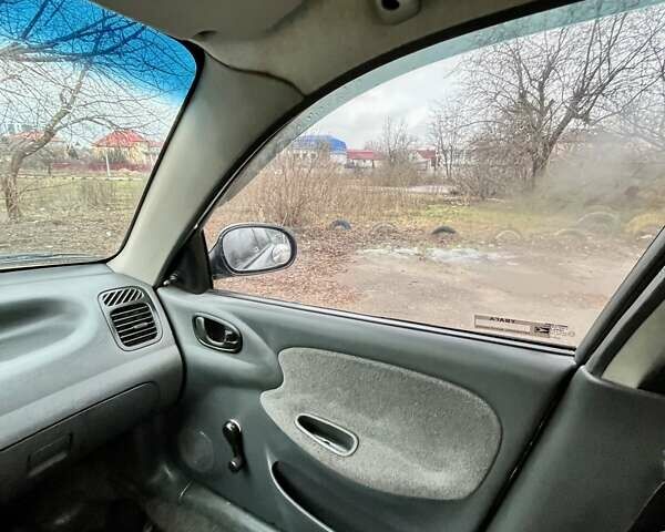 Зеленый Дэу Сенс, объемом двигателя 1.3 л и пробегом 208 тыс. км за 1850 $, фото 3 на Automoto.ua
