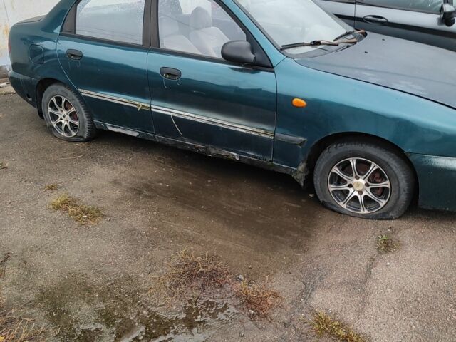 Зелений Деу Сенс, об'ємом двигуна 1.5 л та пробігом 300 тис. км за 573 $, фото 1 на Automoto.ua