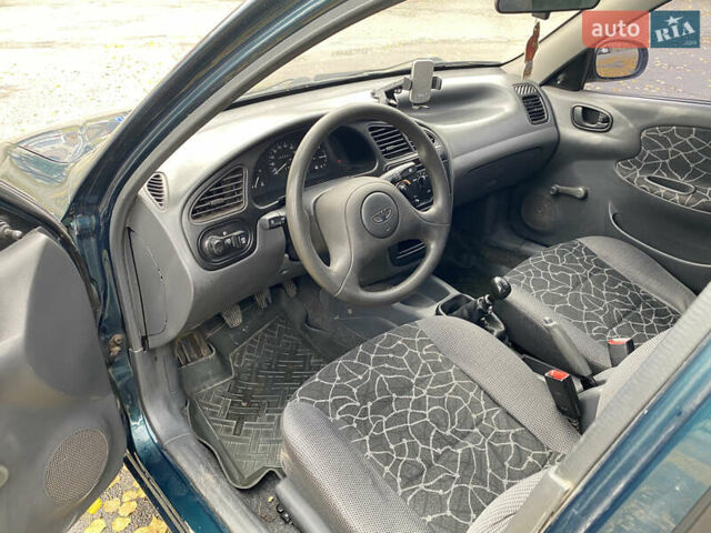 Деу Сенс 2004 у Тернополі на Automoto.ua Зелений Деу Сенс, об'ємом двигуна 1.3 л та пробігом 310 тис. км за 1950 $, фото 8 на Automoto.ua