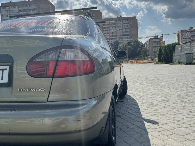 Зеленый Дэу Сенс, объемом двигателя 1.5 л и пробегом 218 тыс. км за 2200 $, фото 2 на Automoto.ua