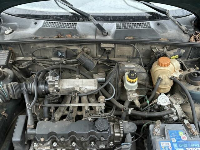 Зелений Деу Сенс, об'ємом двигуна 1.5 л та пробігом 300 тис. км за 750 $, фото 8 на Automoto.ua