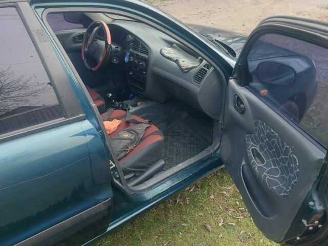 Зелений Деу Сенс, об'ємом двигуна 1.5 л та пробігом 403 тис. км за 1650 $, фото 3 на Automoto.ua