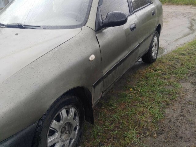 Зелений Деу Сенс, об'ємом двигуна 1.5 л та пробігом 300 тис. км за 1500 $, фото 7 на Automoto.ua