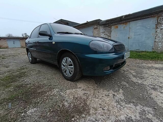 Зеленый Дэу Сенс, объемом двигателя 1.6 л и пробегом 195 тыс. км за 2400 $, фото 1 на Automoto.ua