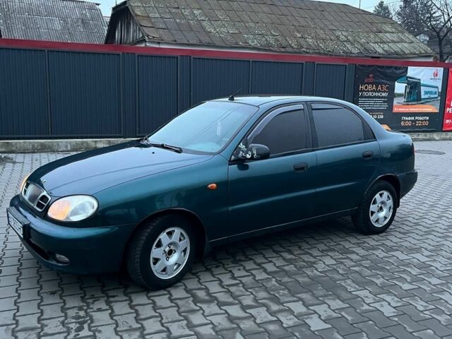 Зеленый Дэу Сенс, объемом двигателя 1.6 л и пробегом 300 тыс. км за 1850 $, фото 5 на Automoto.ua