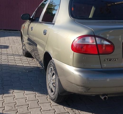 Деу Сенс 2004 у Одесі на Automoto.ua Зелений Деу Сенс, об'ємом двигуна 1 л та пробігом 149 тис. км за 2200 $, фото 5 на Automoto.ua