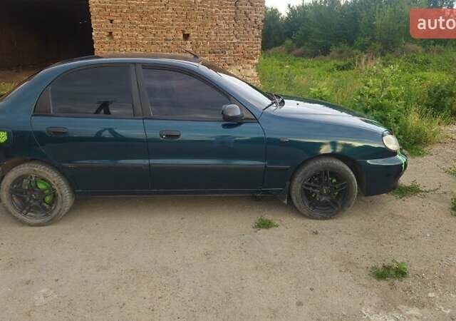 Зеленый Дэу Сенс, объемом двигателя 1.5 л и пробегом 216 тыс. км за 2400 $, фото 1 на Automoto.ua