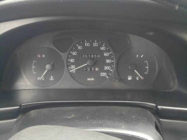 Зелений Деу Сенс, об'ємом двигуна 1.5 л та пробігом 300 тис. км за 1500 $, фото 12 на Automoto.ua