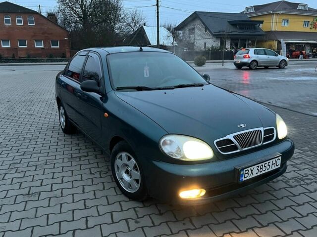 Зеленый Дэу Сенс, объемом двигателя 1.6 л и пробегом 300 тыс. км за 1850 $, фото 2 на Automoto.ua