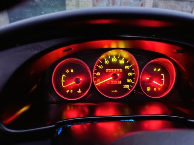 Зеленый Дэу Сенс, объемом двигателя 1.5 л и пробегом 238 тыс. км за 2000 $, фото 6 на Automoto.ua