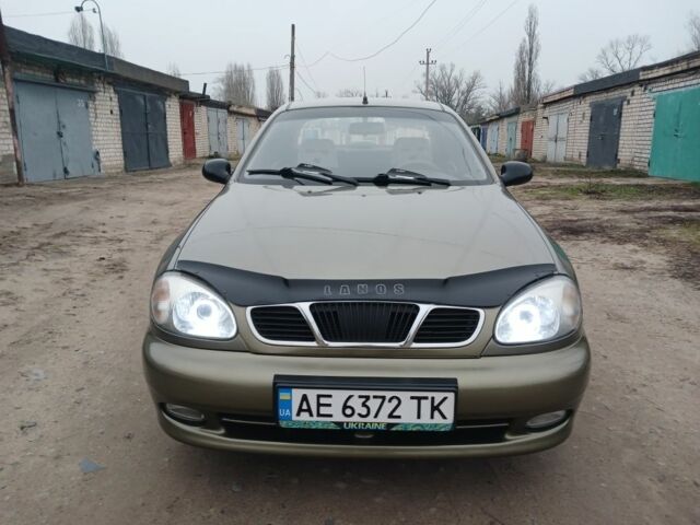 Зеленый Дэу Сенс, объемом двигателя 1.5 л и пробегом 200 тыс. км за 2450 $, фото 2 на Automoto.ua