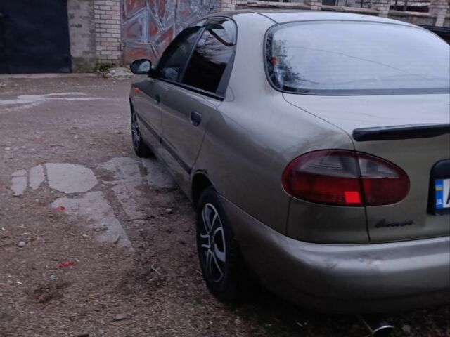 Зеленый Дэу Сенс, объемом двигателя 1.5 л и пробегом 238 тыс. км за 2000 $, фото 2 на Automoto.ua