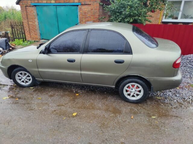 Зелений Деу Сенс, об'ємом двигуна 1 л та пробігом 142 тис. км за 1100 $, фото 3 на Automoto.ua