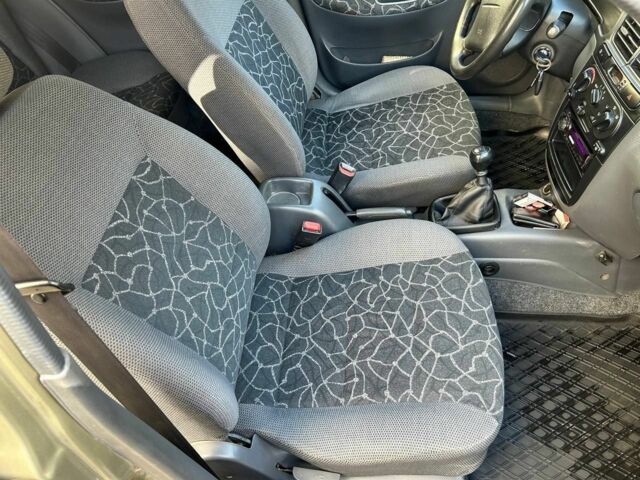 Зеленый Дэу Сенс, объемом двигателя 1.6 л и пробегом 175 тыс. км за 2300 $, фото 5 на Automoto.ua