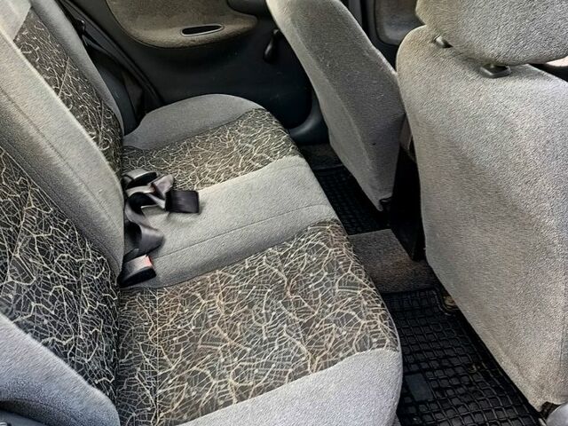 Деу Сенс 2004 у Дніпро (Дніпропетровську) на Automoto.ua Зелений Деу Сенс, об'ємом двигуна 1.3 л та пробігом 223 тис. км за 2500 $, фото 6 на Automoto.ua