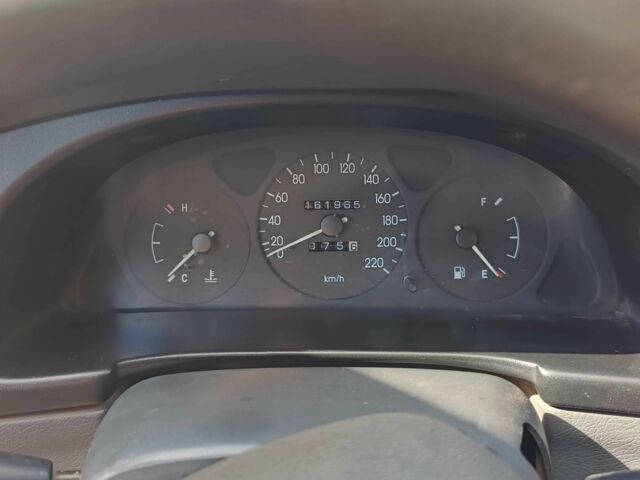 Зелений Деу Сенс, об'ємом двигуна 1.3 л та пробігом 162 тис. км за 2000 $, фото 6 на Automoto.ua