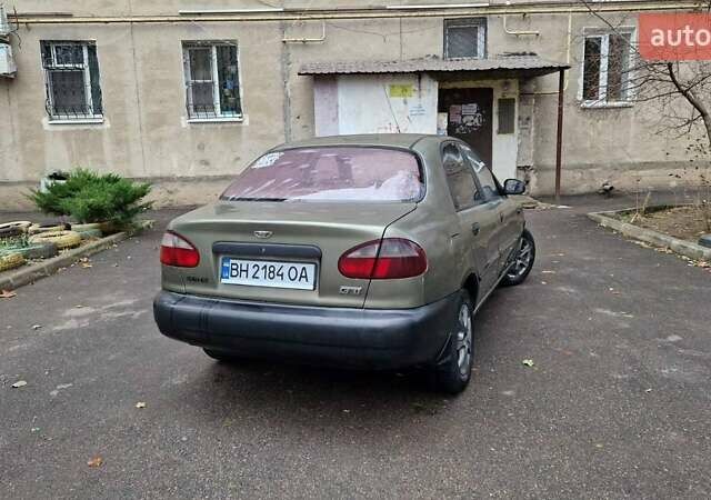 Зеленый Дэу Сенс, объемом двигателя 1.3 л и пробегом 260 тыс. км за 1500 $, фото 1 на Automoto.ua
