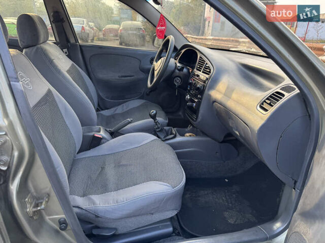 Деу Сенс 2004 у Києві на Automoto.ua Зелений Деу Сенс, об'ємом двигуна 1.3 л та пробігом 148 тис. км за 1599 $, фото 17 на Automoto.ua