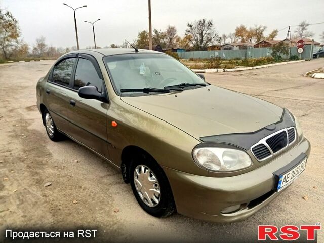 Зеленый Дэу Сенс, объемом двигателя 1.3 л и пробегом 200 тыс. км за 1300 $, фото 1 на Automoto.ua
