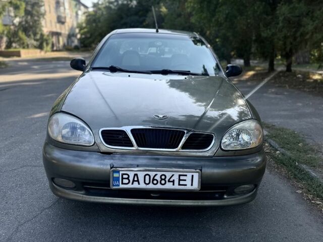 Зеленый Дэу Сенс, объемом двигателя 1.3 л и пробегом 400 тыс. км за 1700 $, фото 1 на Automoto.ua