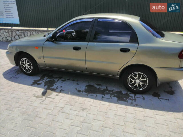 Зеленый Дэу Сенс, объемом двигателя 1.3 л и пробегом 145 тыс. км за 2400 $, фото 2 на Automoto.ua