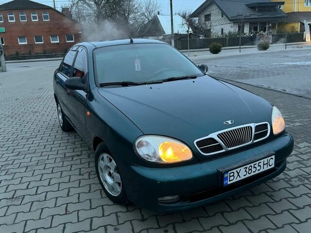 Зеленый Дэу Сенс, объемом двигателя 1.6 л и пробегом 300 тыс. км за 1850 $, фото 1 на Automoto.ua