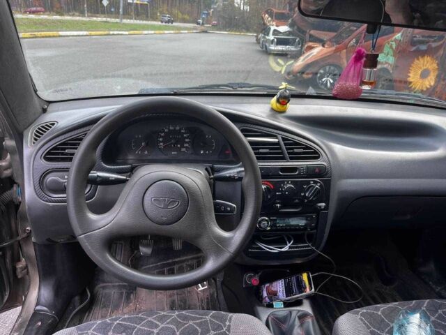 Зеленый Дэу Сенс, объемом двигателя 1.3 л и пробегом 190 тыс. км за 1787 $, фото 6 на Automoto.ua