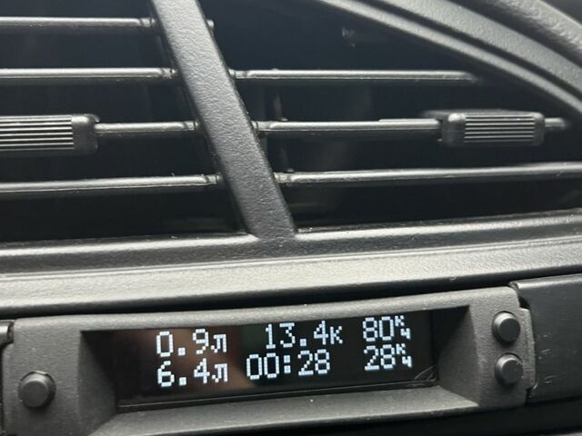 Деу Сенс 2004 у Ужгороді на Automoto.ua Зелений Деу Сенс, об'ємом двигуна 1.5 л та пробігом 120 тис. км за 2650 $, фото 22 на Automoto.ua