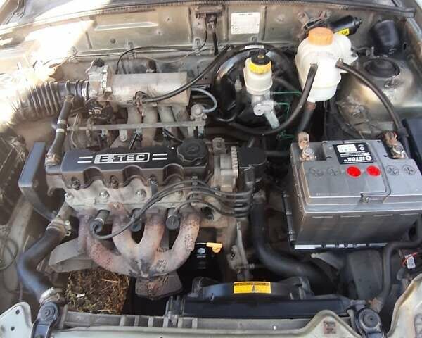 Зелений Деу Сенс, об'ємом двигуна 1.5 л та пробігом 222 тис. км за 2600 $, фото 5 на Automoto.ua