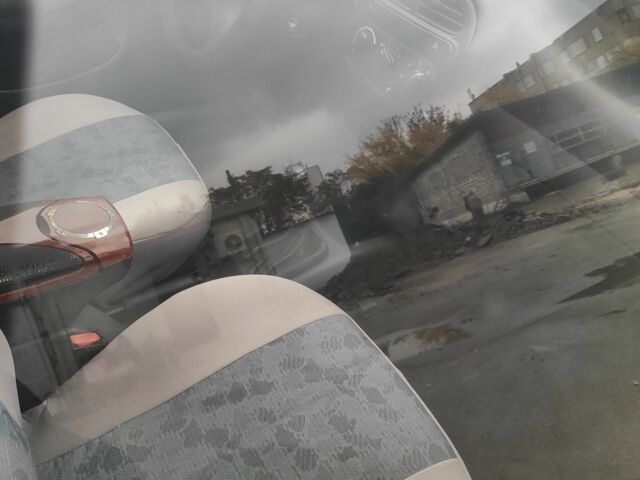 Зелений Деу Сенс, об'ємом двигуна 1.5 л та пробігом 300 тис. км за 573 $, фото 2 на Automoto.ua