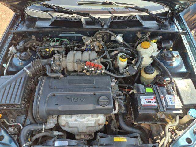 Дэу Сенс 2004 в Кривом Роге на Automoto.ua Зеленый Дэу Сенс, объемом двигателя 0 л и пробегом 360 тыс. км за 1400 $, фото 5 на Automoto.ua