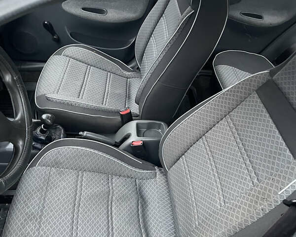 Зеленый Дэу Сенс, объемом двигателя 0 л и пробегом 151 тыс. км за 2350 $, фото 6 на Automoto.ua