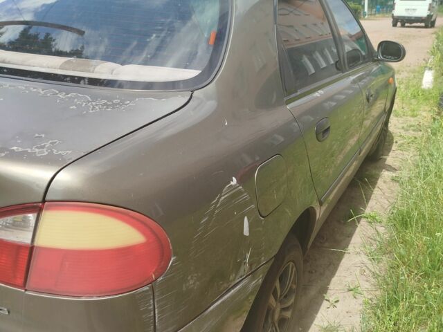 Зелений Деу Сенс, об'ємом двигуна 1.5 л та пробігом 277 тис. км за 2000 $, фото 4 на Automoto.ua