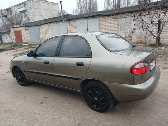 Зеленый Дэу Сенс, объемом двигателя 1.5 л и пробегом 200 тыс. км за 2450 $, фото 4 на Automoto.ua