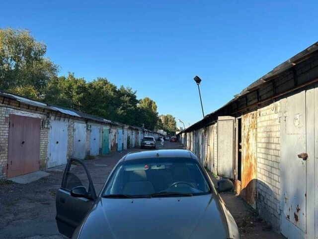 Зелений Деу Сенс, об'ємом двигуна 1.6 л та пробігом 350 тис. км за 3000 $, фото 4 на Automoto.ua