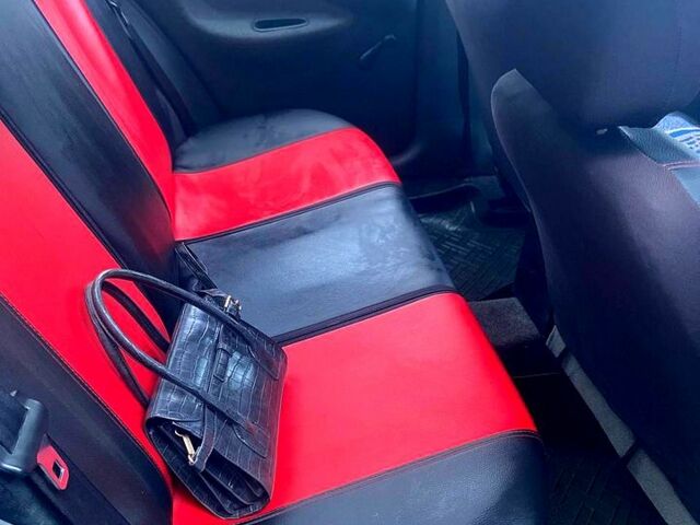 Зеленый Дэу Сенс, объемом двигателя 1.3 л и пробегом 255 тыс. км за 1700 $, фото 2 на Automoto.ua