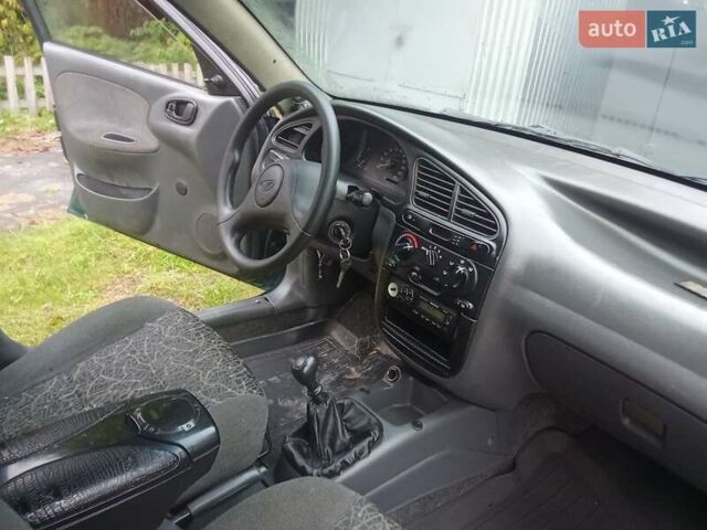 Зелений Деу Сенс, об'ємом двигуна 1.3 л та пробігом 110 тис. км за 1500 $, фото 2 на Automoto.ua