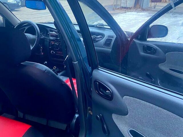 Зеленый Дэу Сенс, объемом двигателя 1.3 л и пробегом 255 тыс. км за 1700 $, фото 3 на Automoto.ua