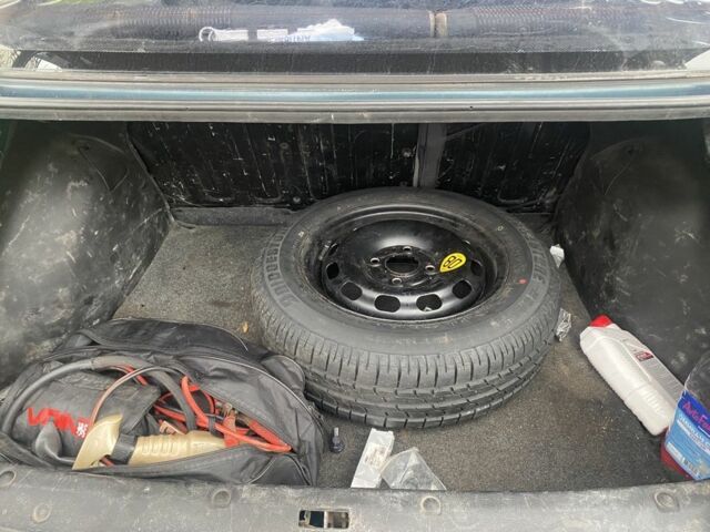 Зелений Деу Сенс, об'ємом двигуна 1.5 л та пробігом 180 тис. км за 2000 $, фото 4 на Automoto.ua