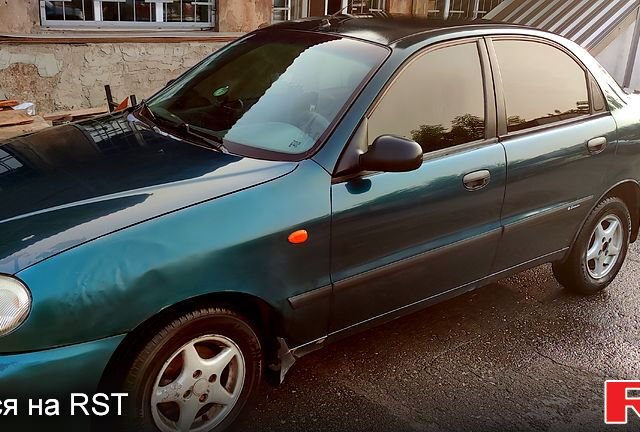 Зеленый Дэу Сенс, объемом двигателя 1.3 л и пробегом 268 тыс. км за 1500 $, фото 4 на Automoto.ua