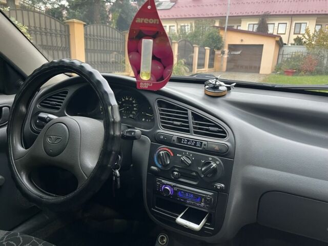 Деу Сенс 2004 у Ужгороді на Automoto.ua Зелений Деу Сенс, об'ємом двигуна 1.5 л та пробігом 120 тис. км за 2650 $, фото 15 на Automoto.ua